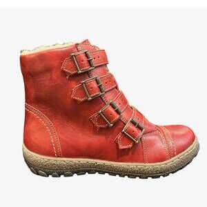 NEW V-ITALIA women's kiki buckle bootie in red